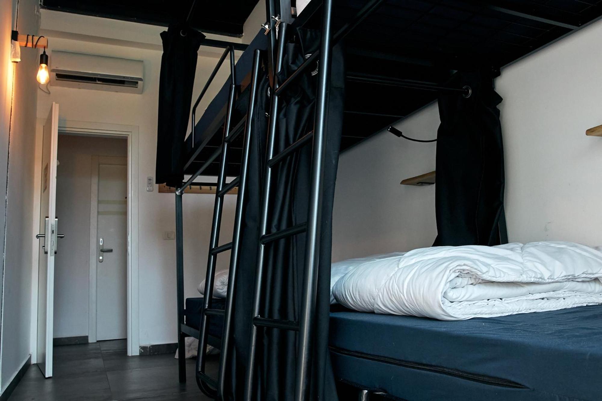 Jungle Jaffa Hostel Age 18 To 45 Tel Aviv Exterior foto